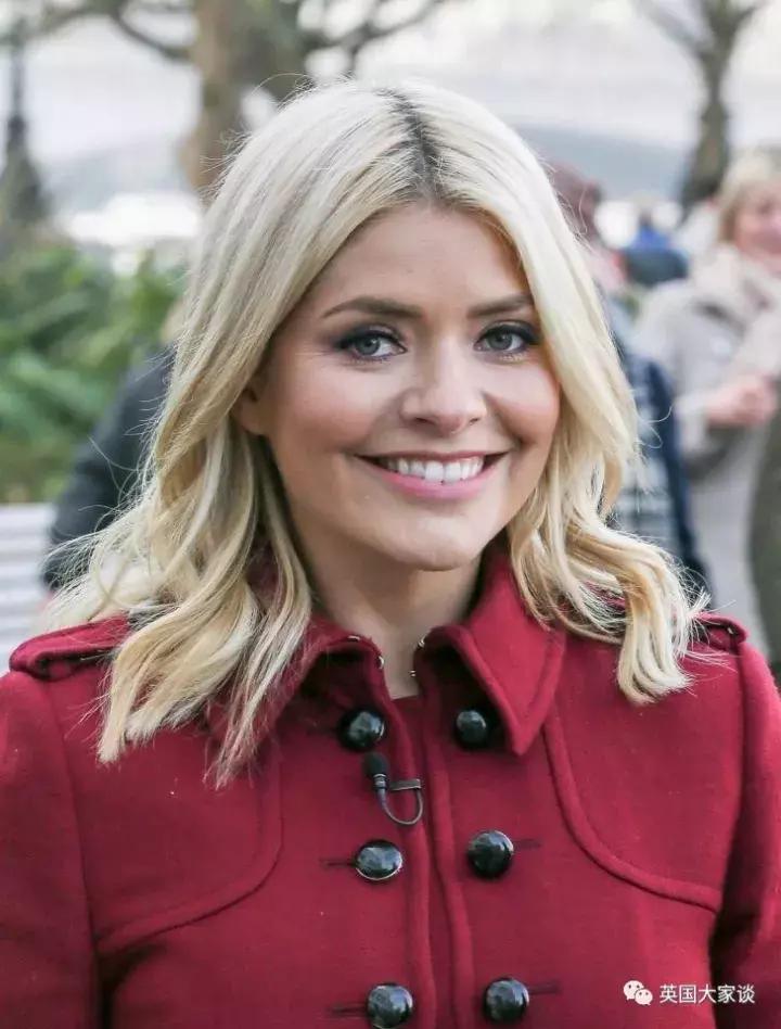 华人伦敦遭鹿攻击酿惨剧，事发地里士满公园警告：务必离鹿50米！