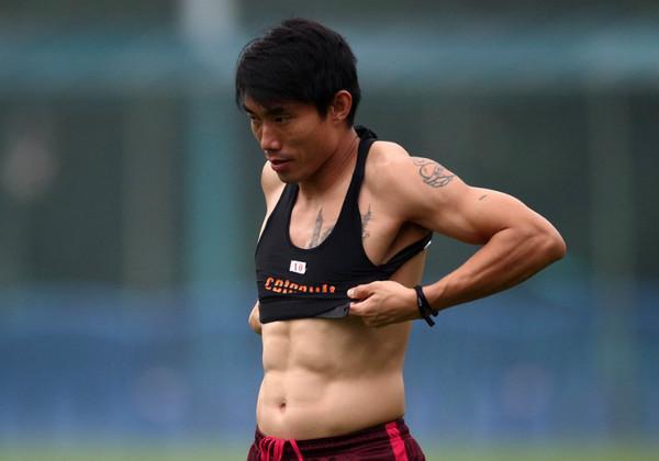 詹姆斯的脚趾头科比的手,科比的手指和脚趾