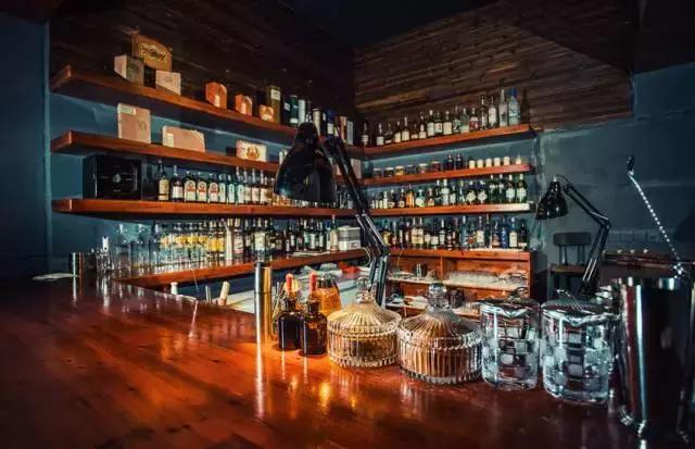 贵阳鸡尾酒吧攻略,贵阳唯一能脱单的酒吧