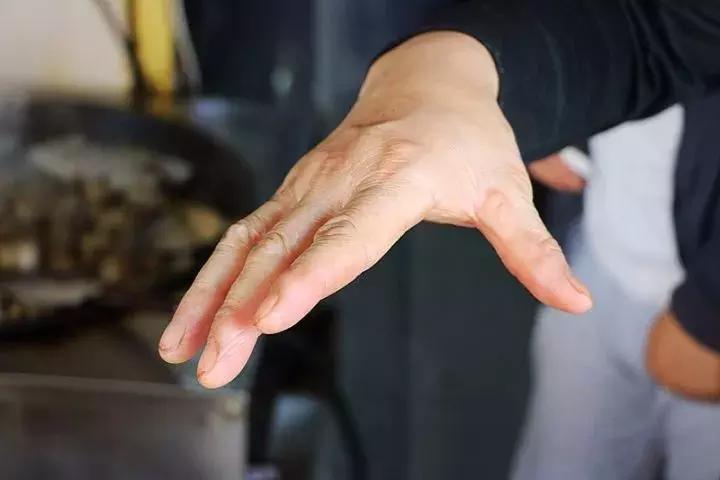 好吃到没朋友的下句是什么,大连二七广场焖子谁家最好吃