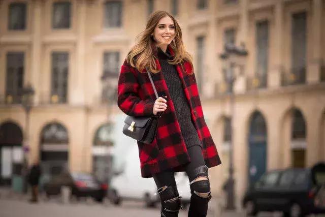 配货加限购,你有钱也买不到Celinebox了~