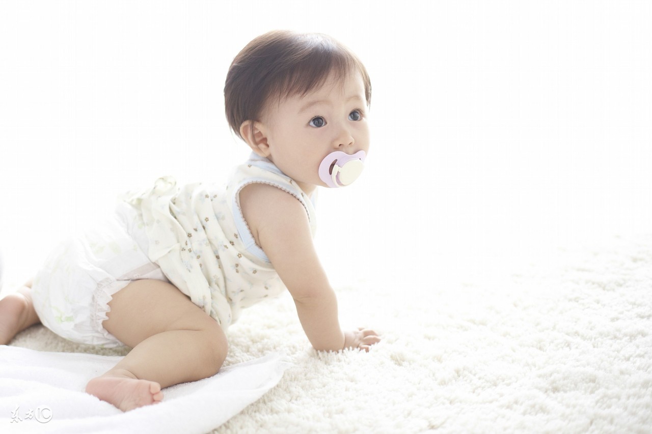 一到秋冬就长湿疹,婴儿秋冬皮肤干燥湿疹