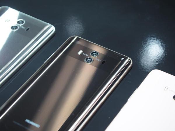 华为mate10曝光搭载全面屏,华为mate10系列发布几款手机