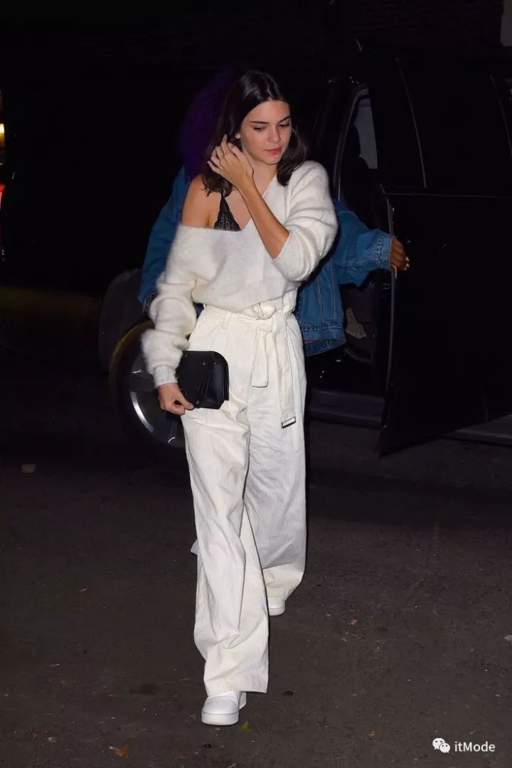 阔腿裤平底鞋,平底鞋阔腿裤搭配图片