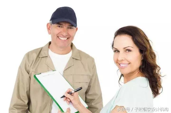 天啦噜!从夫妻店到1400多家店,日本最大的咖喱连锁店,秘诀……