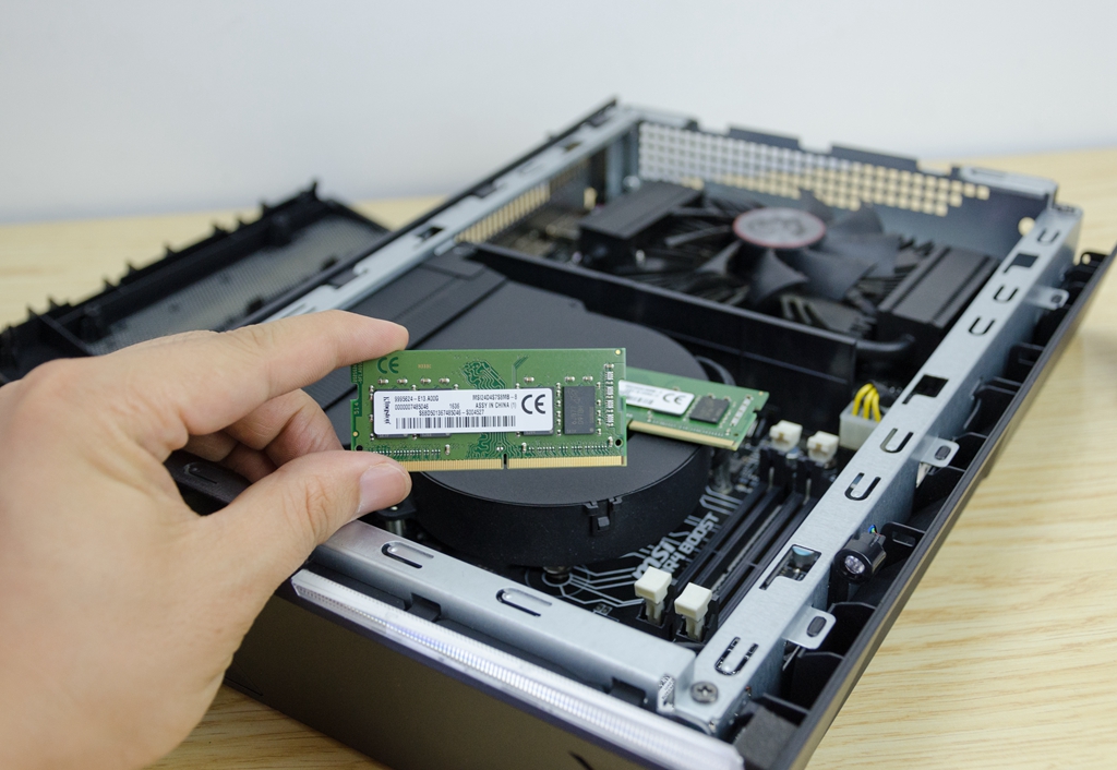 i7-7700带得动1060吗,拯救者i7-7700hq10606g