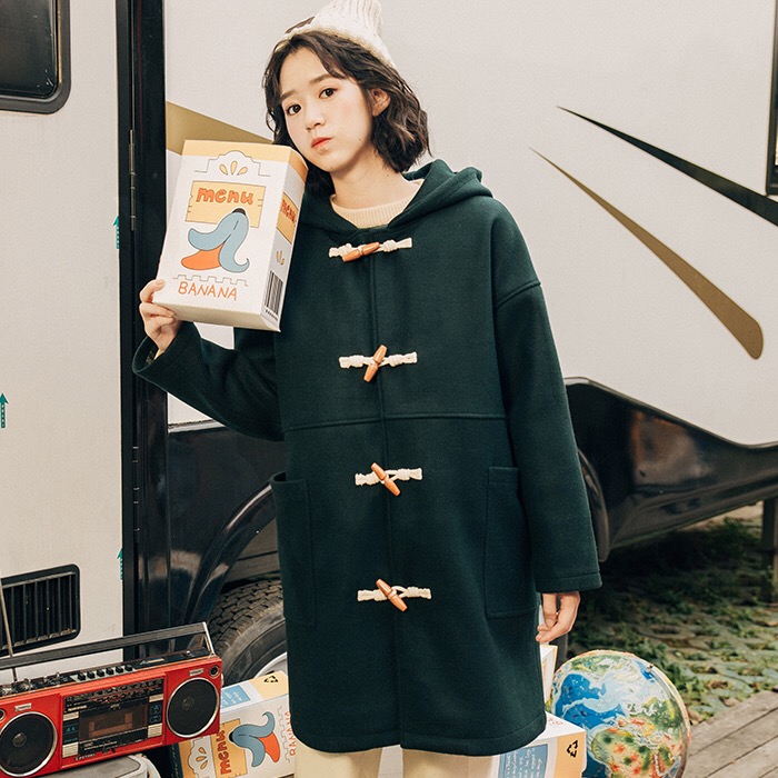 牛角扣大衣怎么搭配减龄,减龄牛角扣羊绒大衣