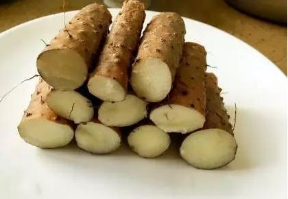 什么样的枸杞不能喝,枸杞泡水不能乱喝有6点需注意