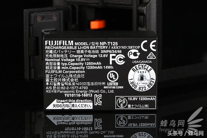 富士中画幅gfx50sii视频评测,富士gfx50s二代高感和全画幅对比