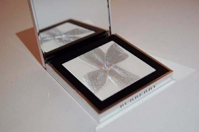 burberry巴宝莉眼影,burberry巴宝莉33试色