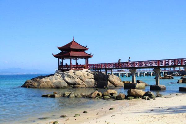 我到过许多地方是指哪里,我去过的地方皆是你看过的风景