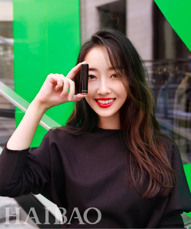 羡慕吴昕一下子就收到了100多支MAC*弹子**头