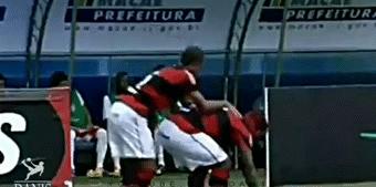 那些年我们看过的球,足球奇葩庆祝动作