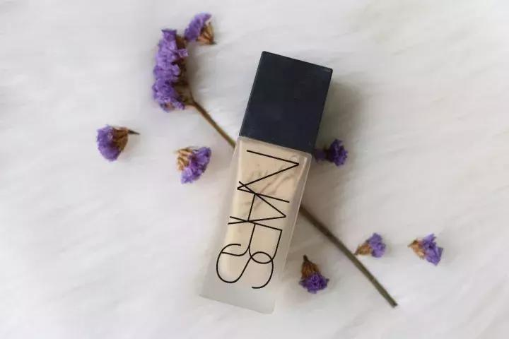 底妆测评遮瑕粉底液好用吗,底妆测评油皮