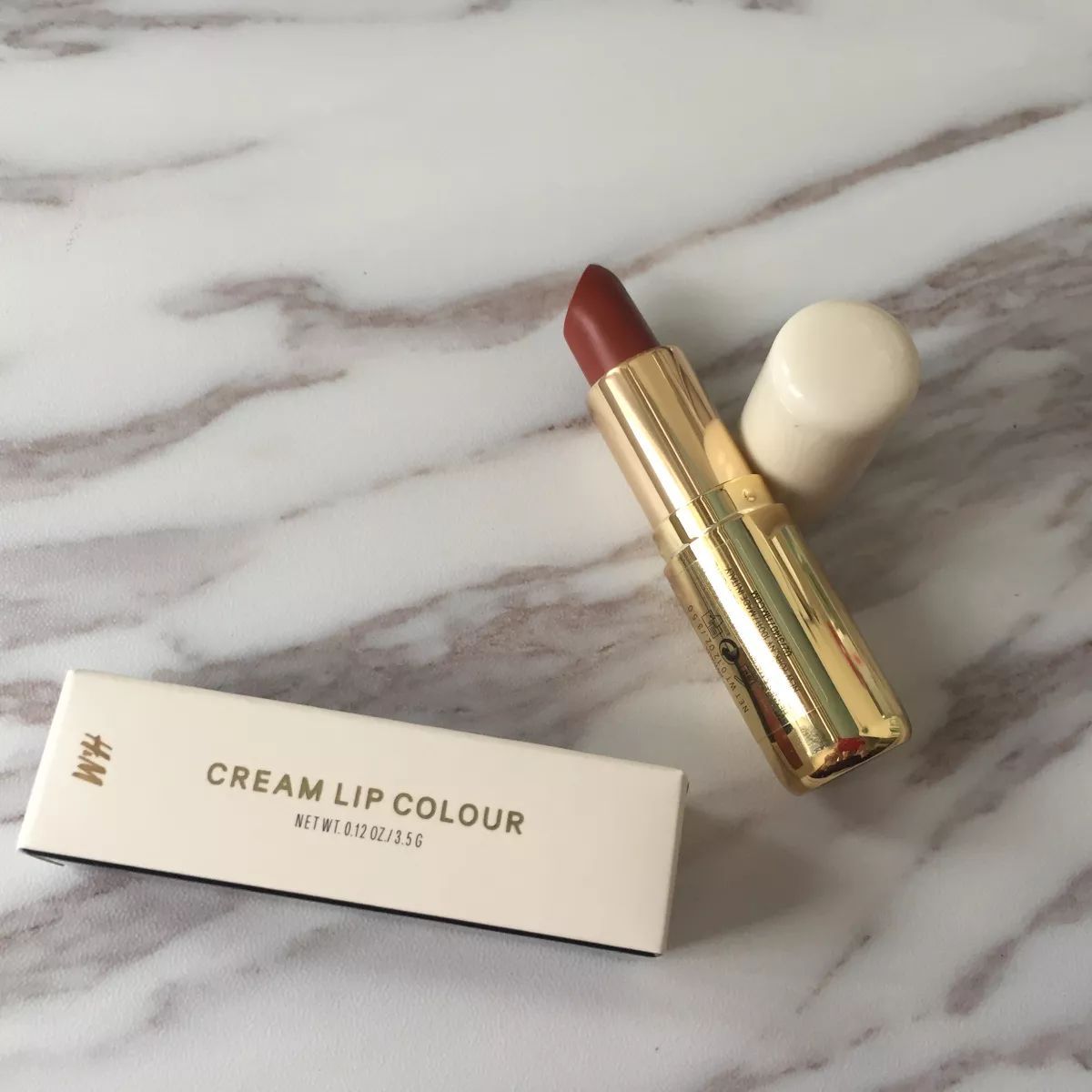 这些百元彩妆竟出自HM、Bershka？便宜好用，可替大牌！