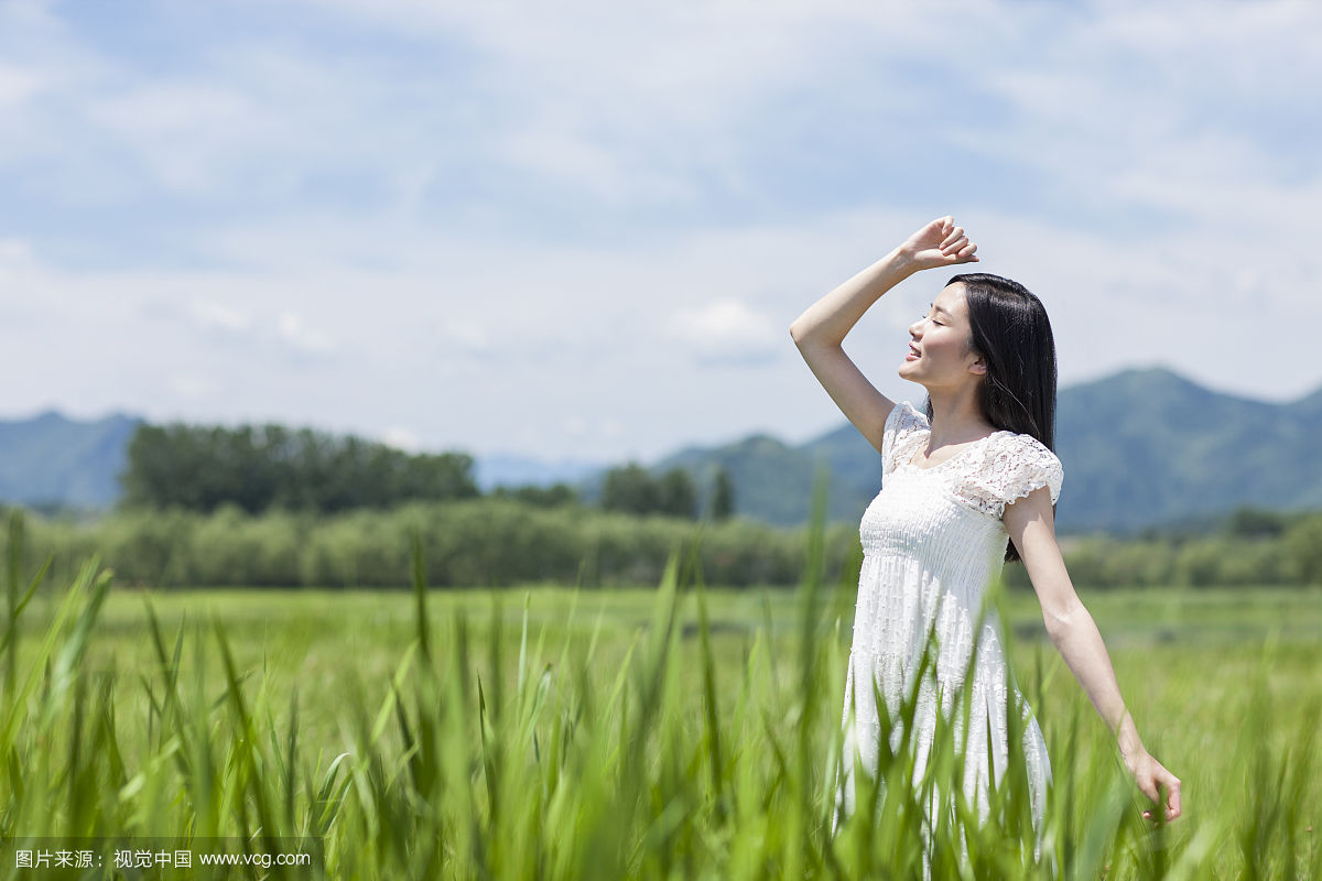 忍忍就过去了何必在意,忍忍就过去了不要生气
