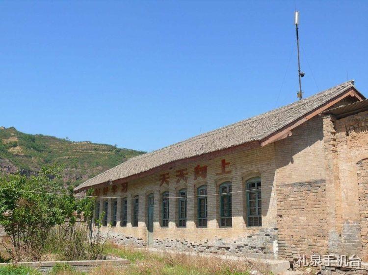 绾㈣壊淇韩缇婃瘺琛敺,闆呮垐灏旂孩鑹茬緤姣涜～