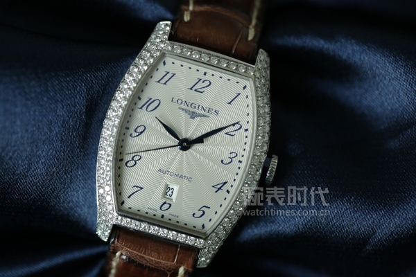 这款浪琴手表好看吗,新款浪琴longines典藏系列
