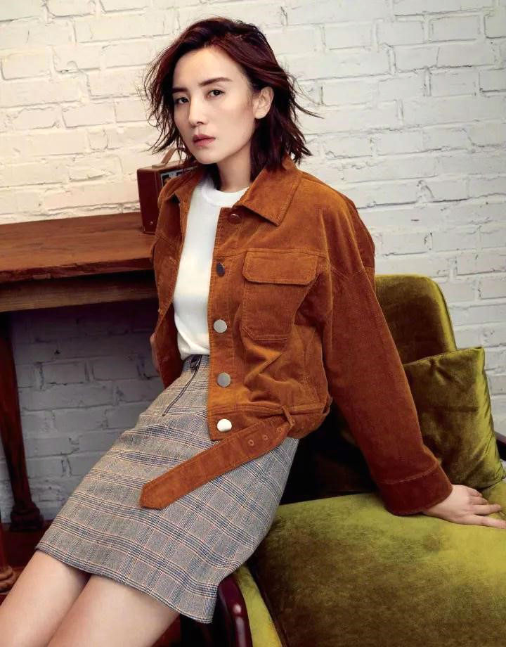 复古面料搭配流行元素,复古面料崛起穿出摩登年代感