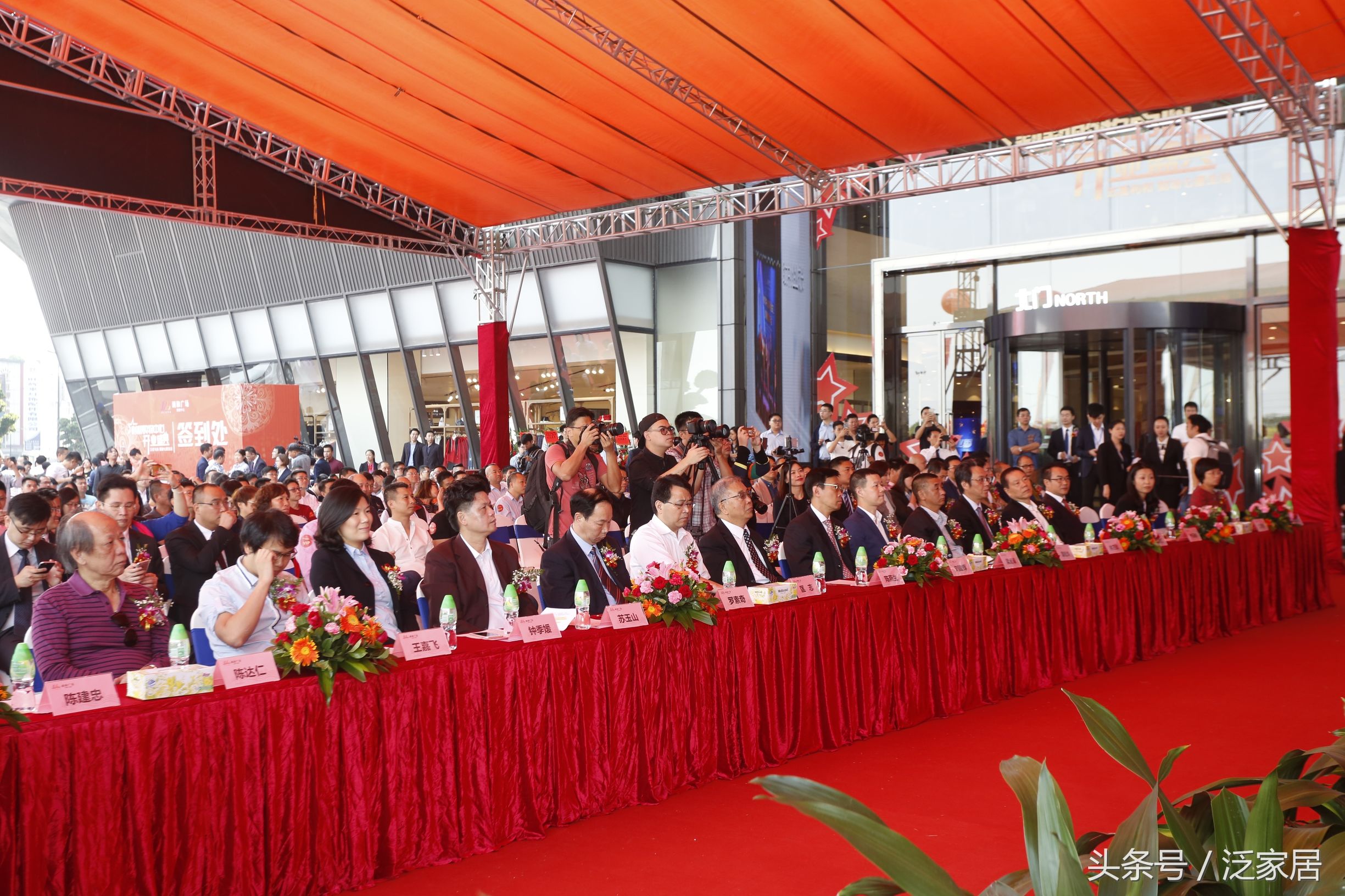 古镇商场排名最火的购物中心,古镇利和广场购物在几层