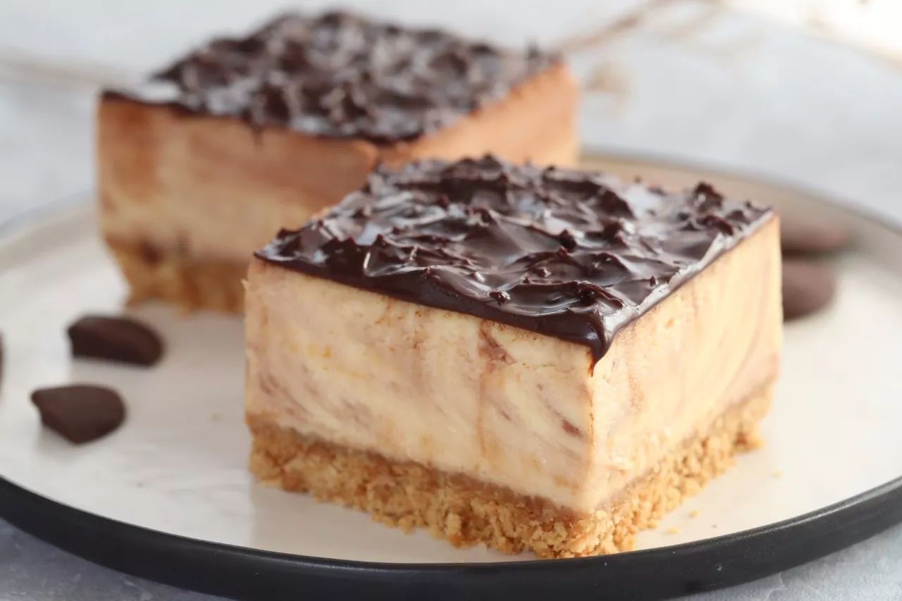 自己做裱花蛋糕简单方法,做蛋糕的简单方法裱花