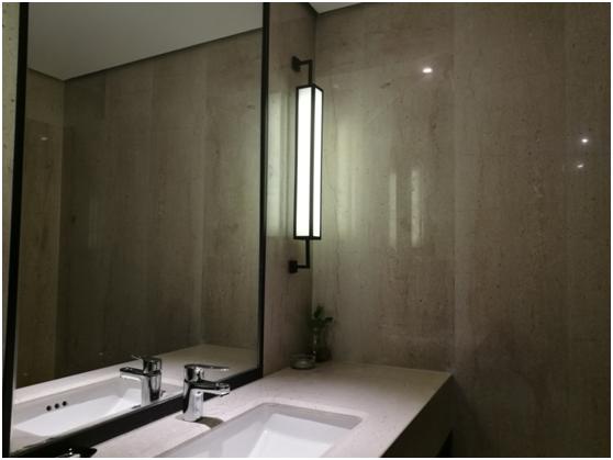 流滑得让你爱不释手荣耀V8全面评测