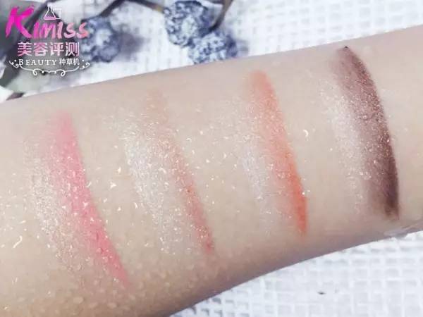 亲测种草｜眼影棒也出双色款？听说宋慧乔用它拿下了宋钟基！