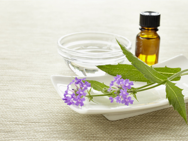 泰国必买十大购物清单,泰国扫货珠宝