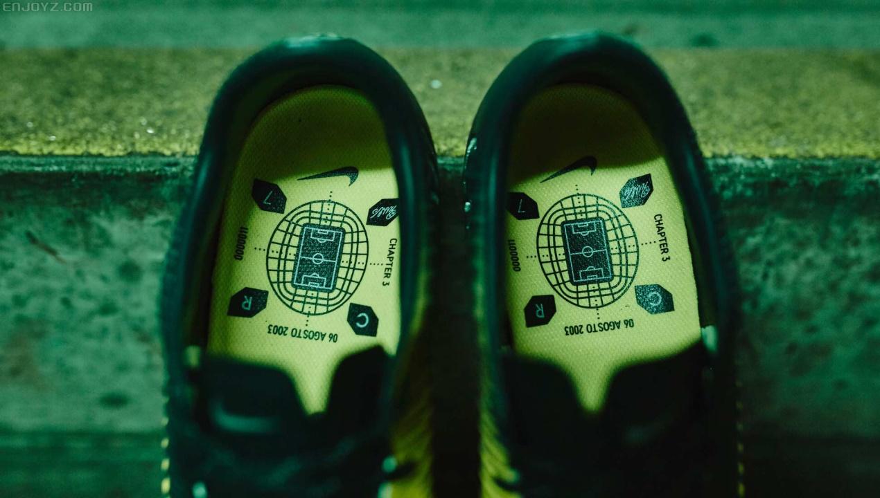 皇马球星成长史c罗,皇马时期的c罗球鞋