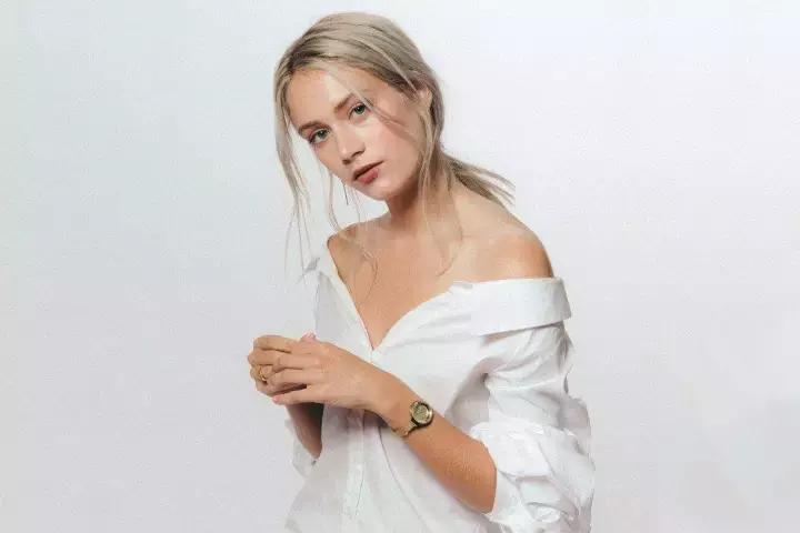 手表ins高颜值小众简约不撞款森系,ins风网红轻奢绿皮手表