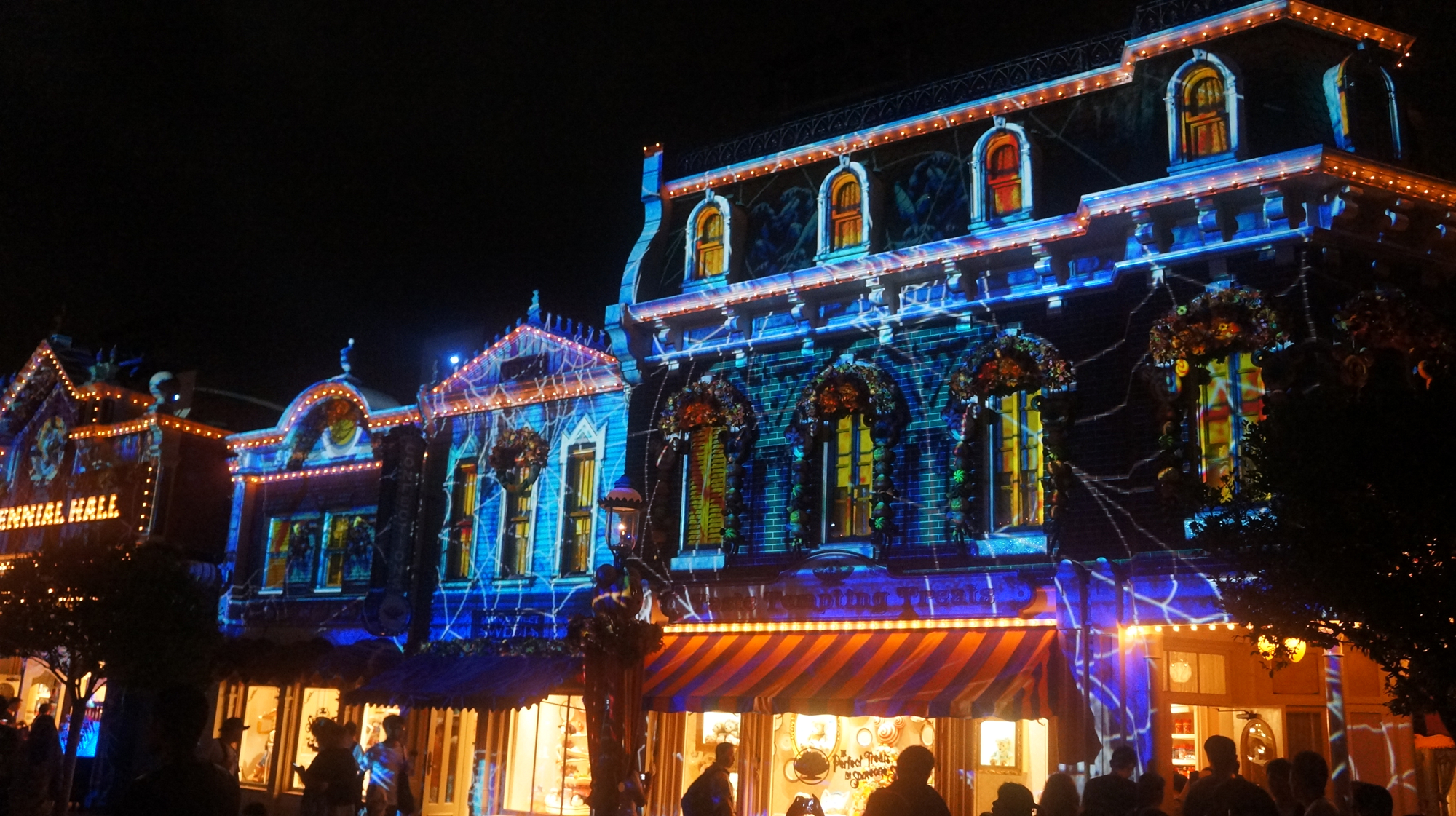 万圣节去香港迪士尼双人套餐,香港迪士尼万圣节主题乐园