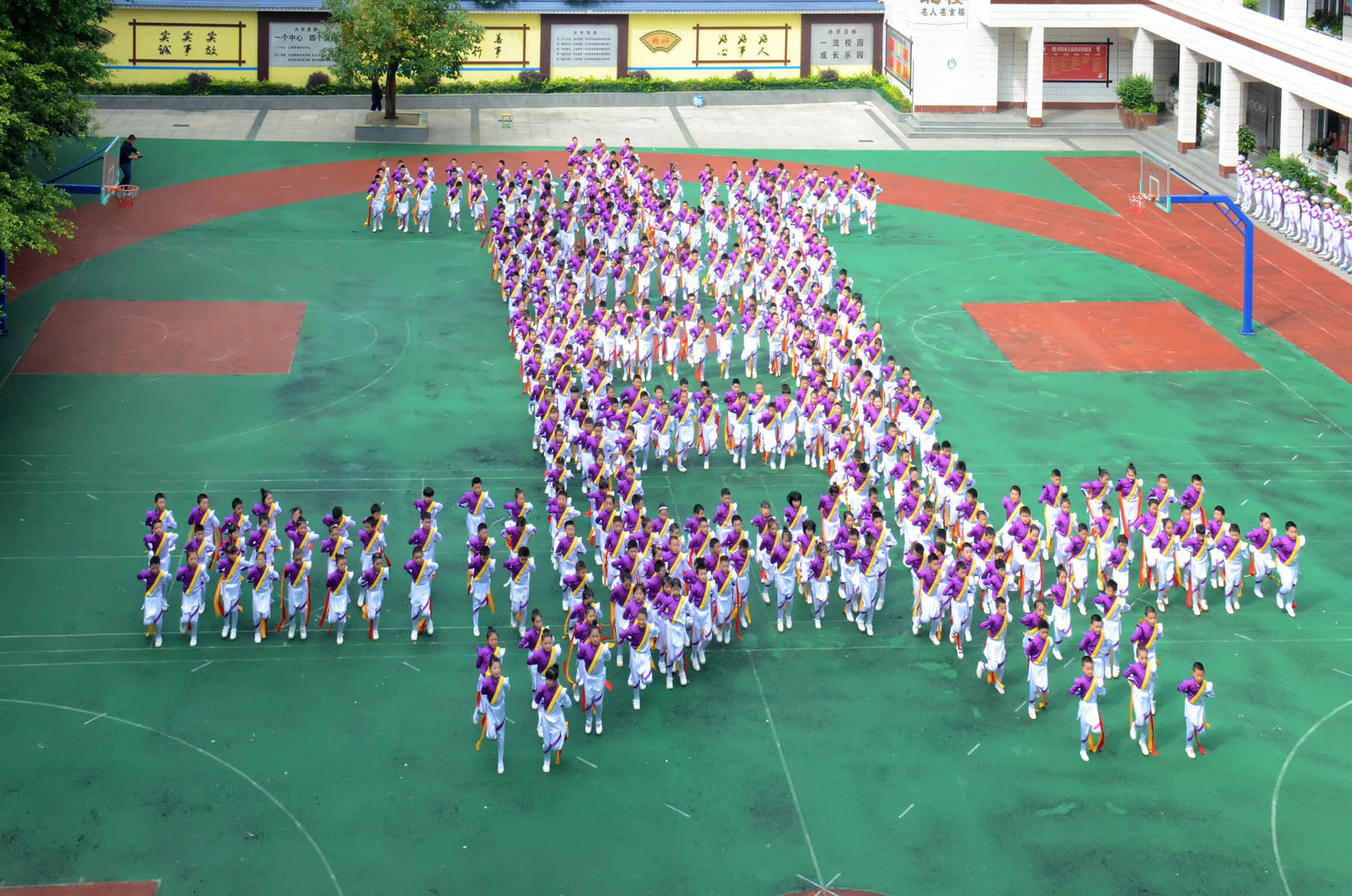 南城区第十八届小学生篮球比赛,2021巴州青少年篮球锦标赛