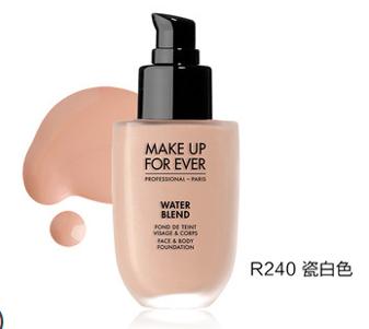 想化个自然的妆容需要哪些的彩妆 (打造自然妆容的必备彩妆单品)