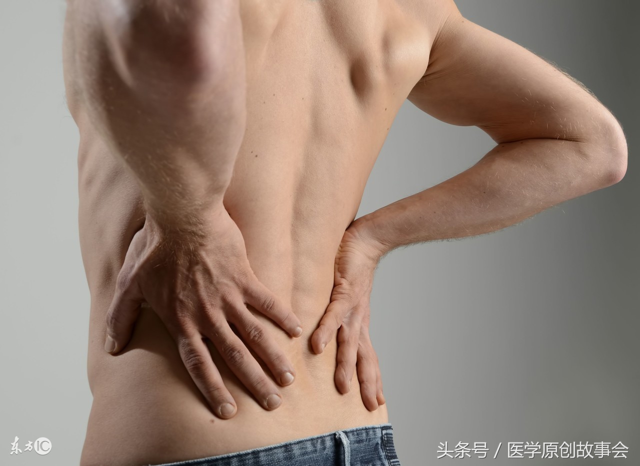29岁小伙腰痛难忍，刚入院他就要打止痛针，医生说他没病装病！