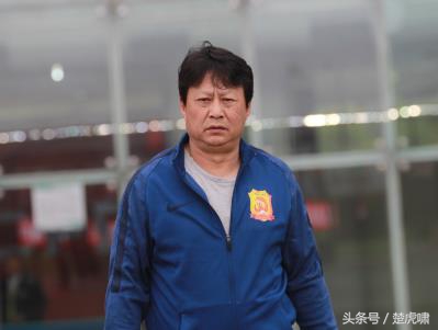 武汉卓尔主教练郑斌,武汉卓尔主教练李霄鹏