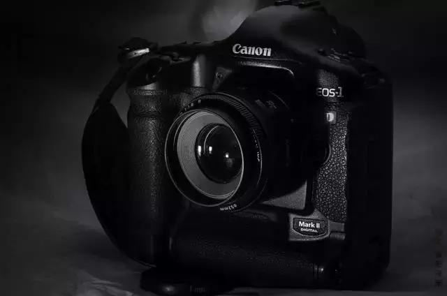 佳能powershotg7xmarkiii,佳能rf24-105stm和ef24-105usm