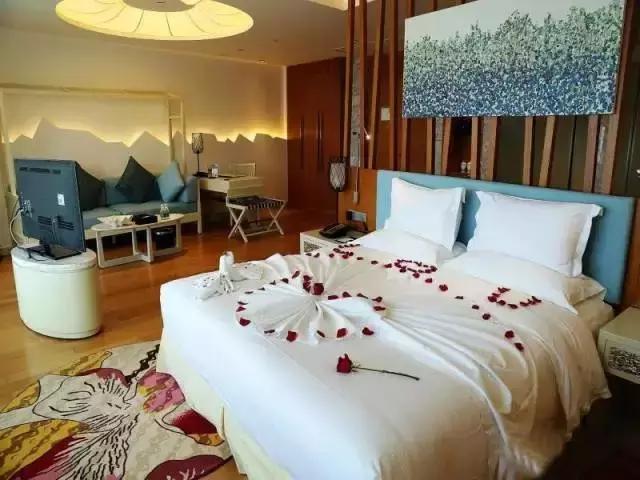 三亚住宿攻略酒店预订,三亚12月份酒店推荐