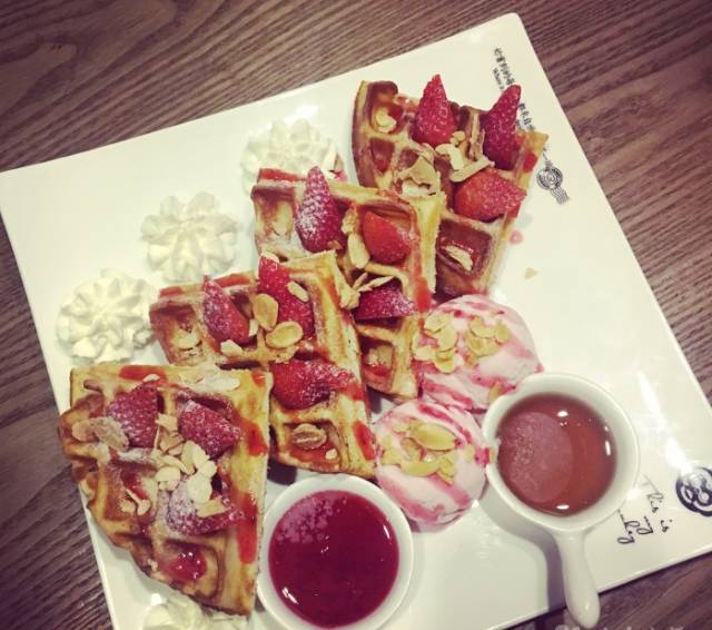 比万圣节更怪米日眼的装扮是重庆这15家店店