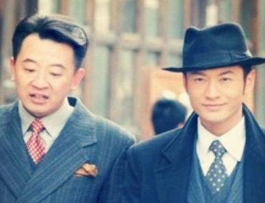 今年男星身高调整,男明星拍戏为了增高有多拼