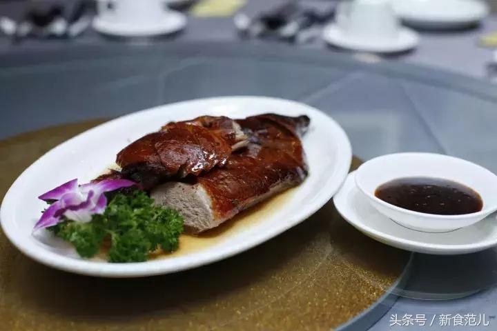 恭喜米其林香港，终于集齐“粥粉面饭”四大金刚