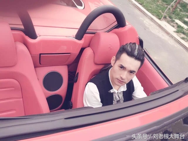 文松来了！看《欢乐喜剧人》冠军如何嗨翻北京刘老根大舞台！