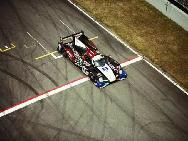 耐力赛绝非无休止地“画圈”,而是用轮胎来拓宽的哲学