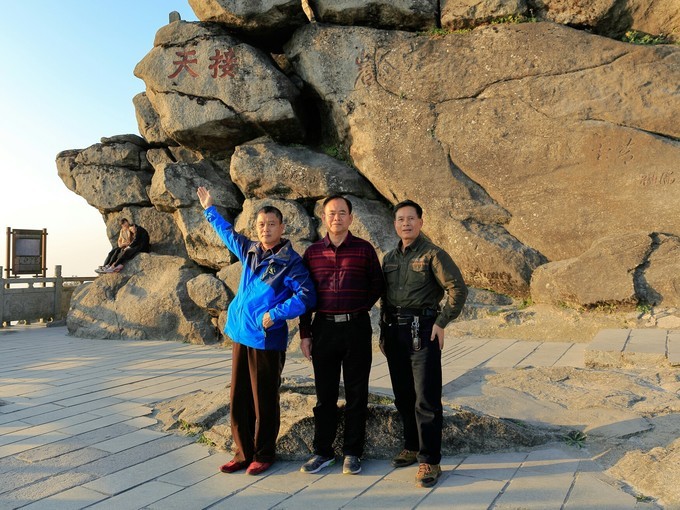 金秋自驾游最佳路线,金秋自驾旅游最新视频