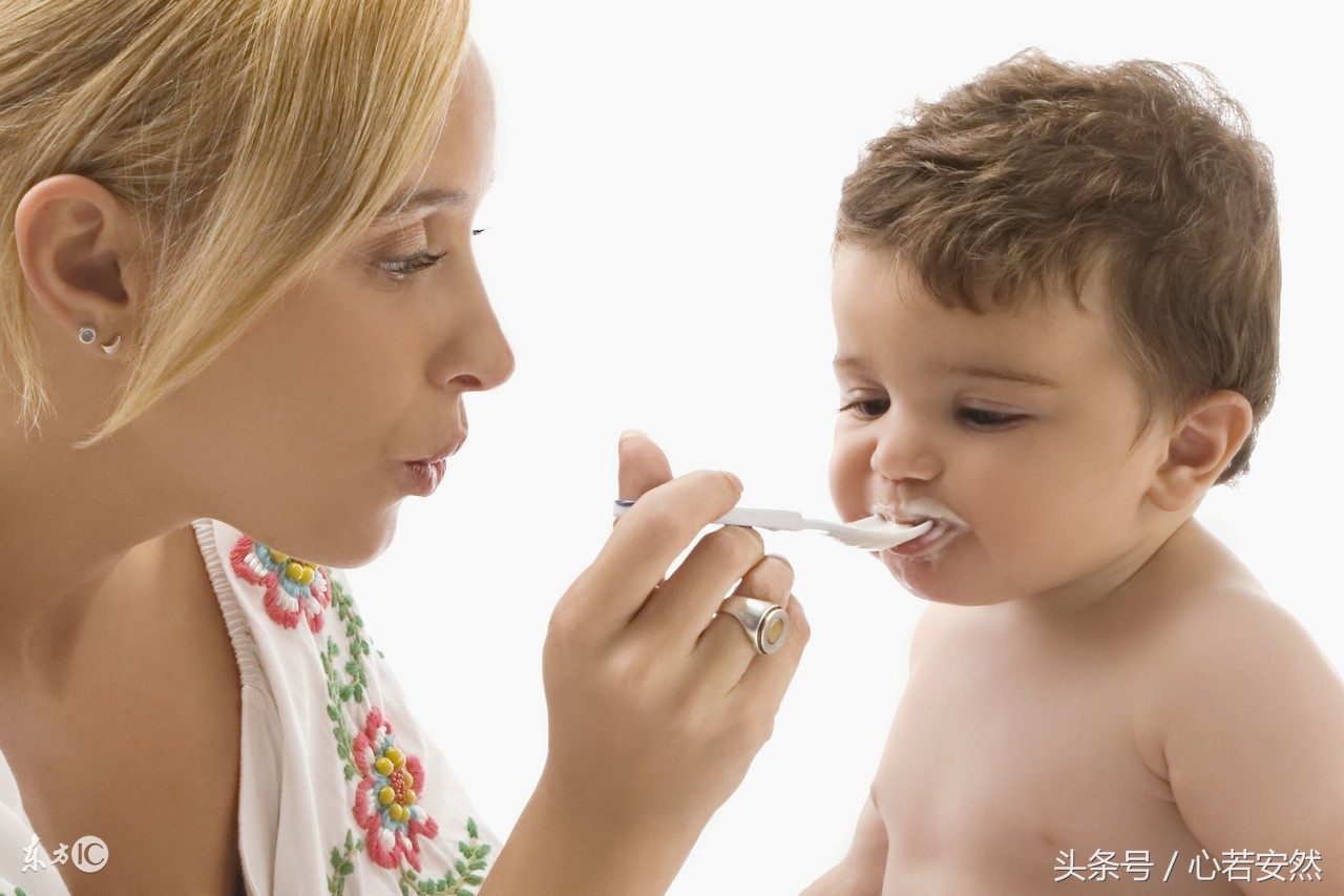 宝宝发低烧怎么按摩退烧,宝宝发低烧怎么退烧最快