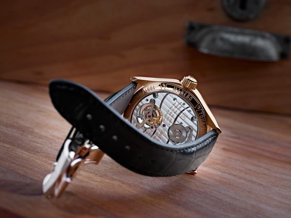 怎样选购陀飞轮手表 (新人怎么选择陀飞轮手表)