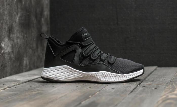 cba郭艾伦转会了吗,cba郭艾伦詹姆斯