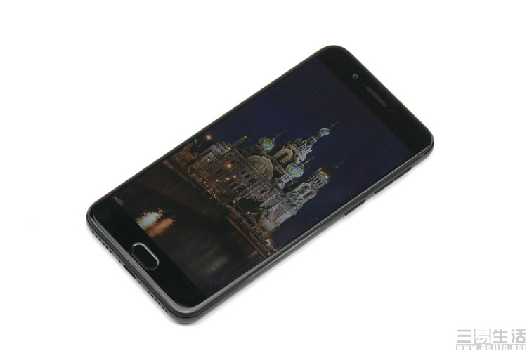 奢华是一种心态：国礼手机YOTA3评测