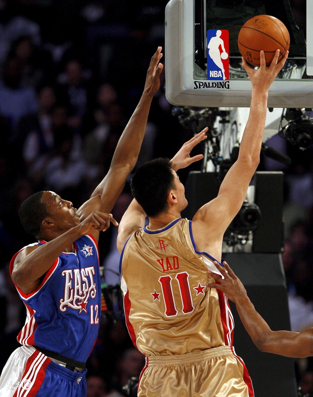 姚明打篮球的高光时刻,姚明打篮球现在是什么水平