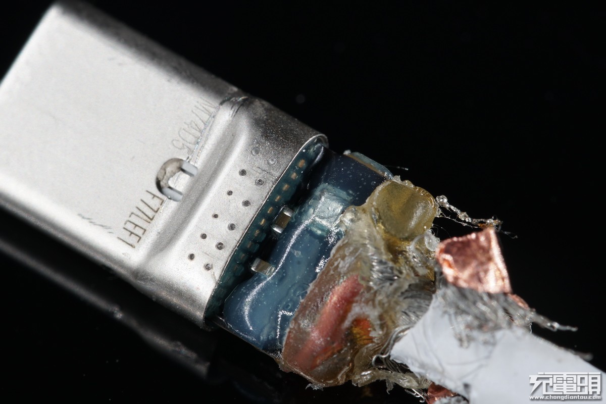 苹果数据线为什么这么贵,苹果所有数据线集合