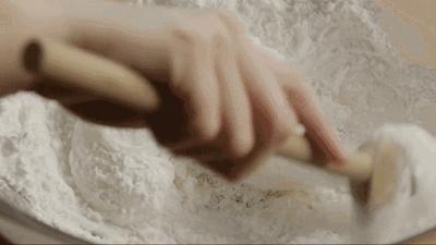 这些手办都能舔，中国蛋糕大神用古风作品夺得世界大赛金奖